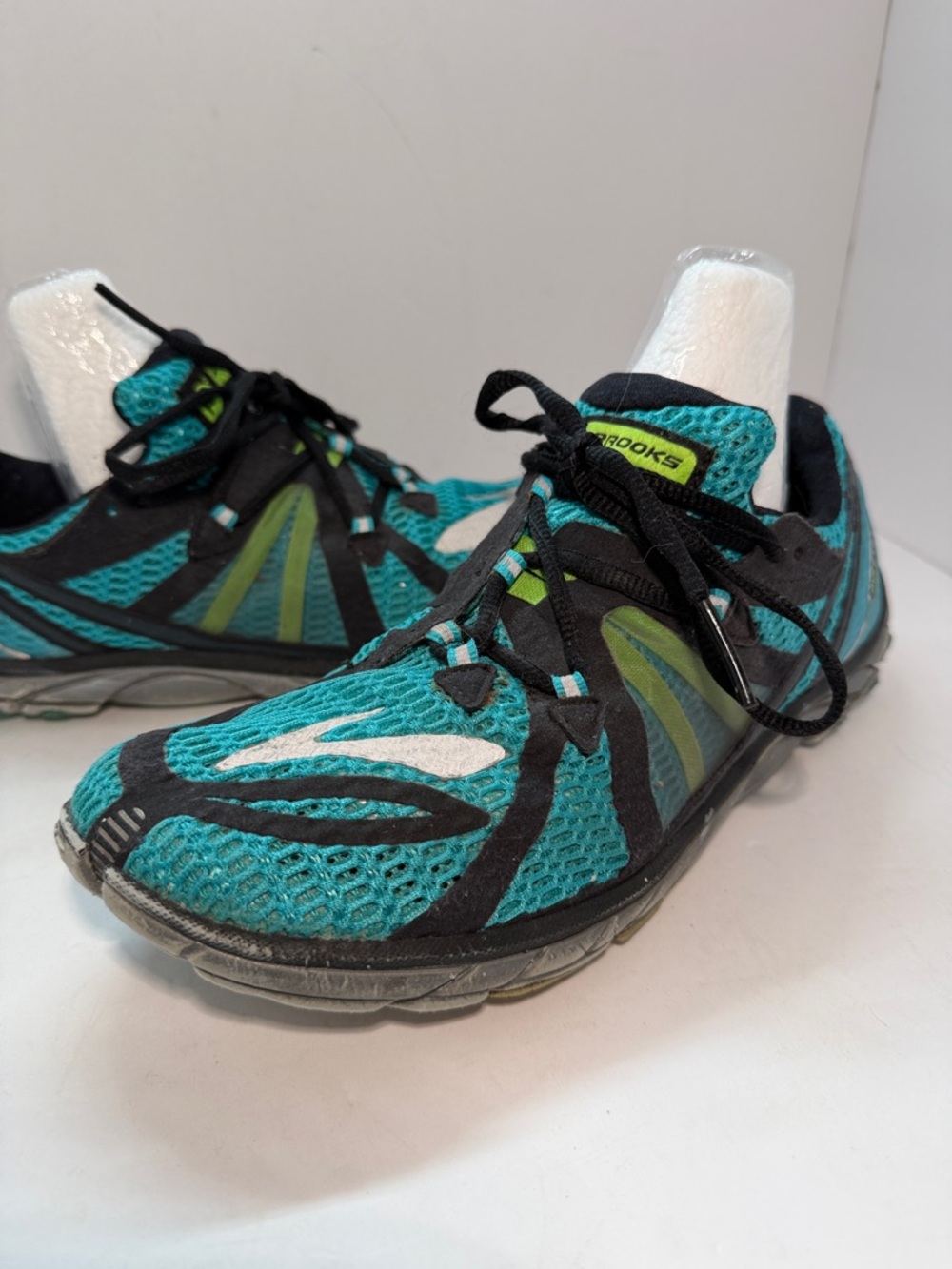 Brooks Men's Teal Black Running Shoes with Lime Accents